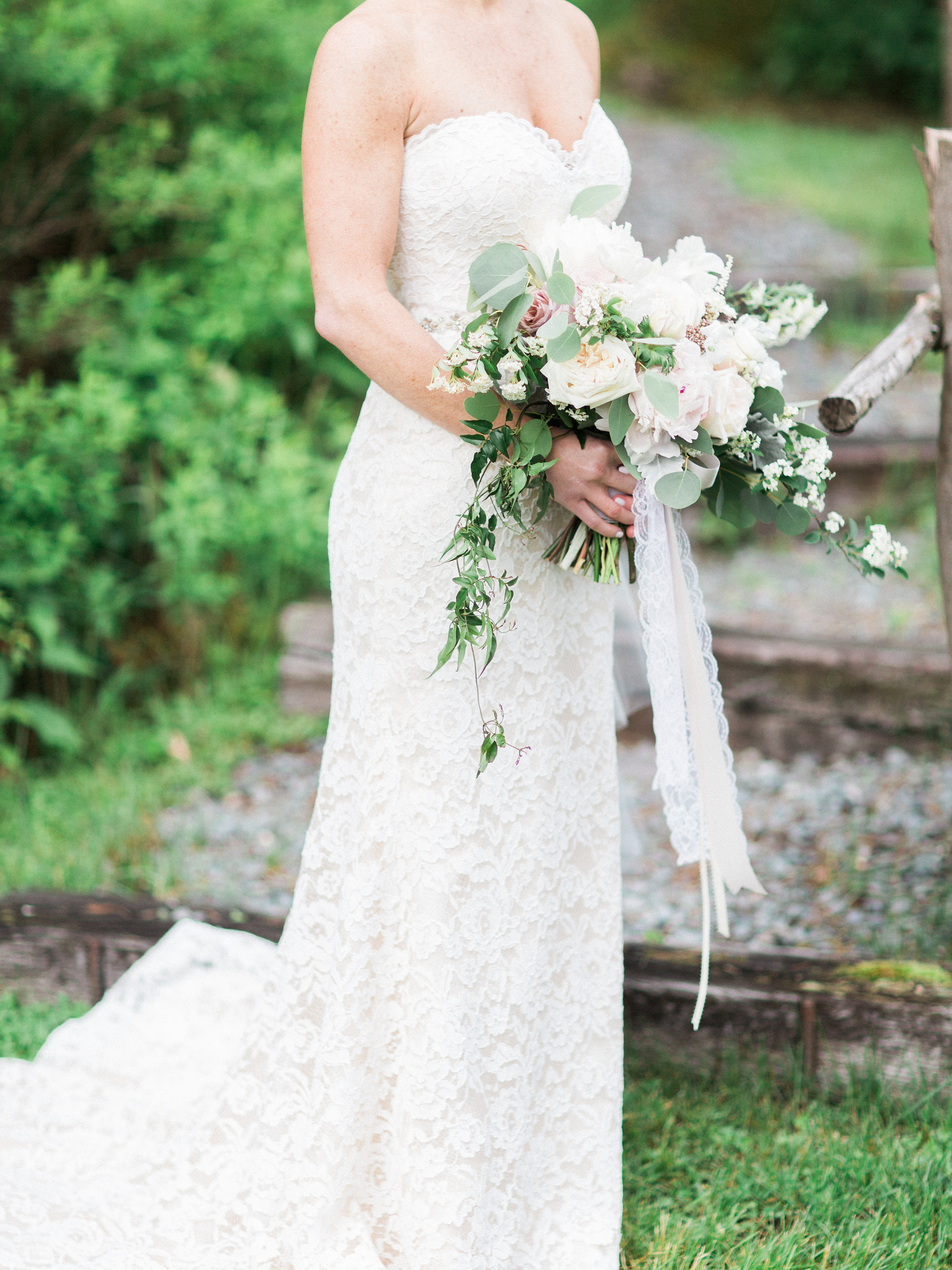 Mariessa and Mike – Emily Herzig Floral Studio